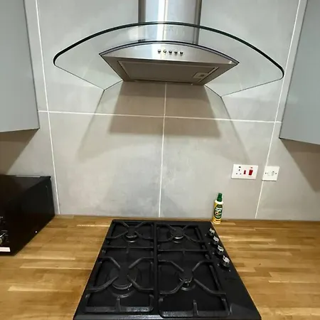 펜션 3 Bed House By Mustang Escapes *