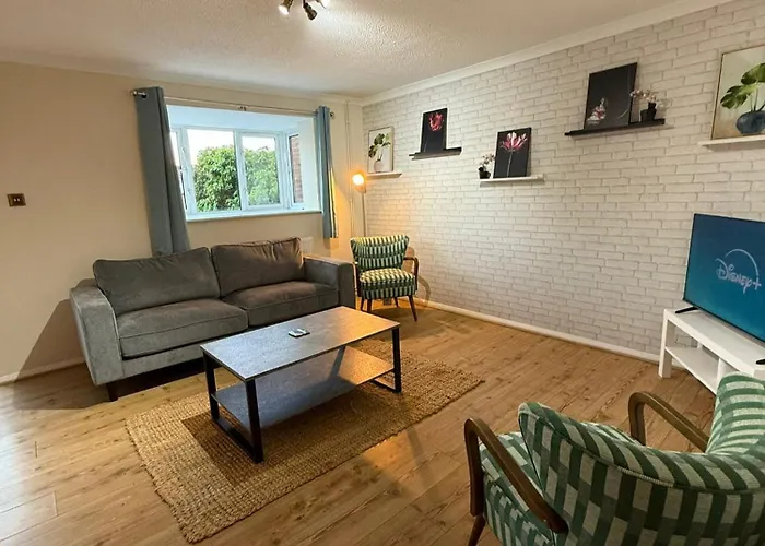 3 Bed House By Mustang Escapes Holiday home *