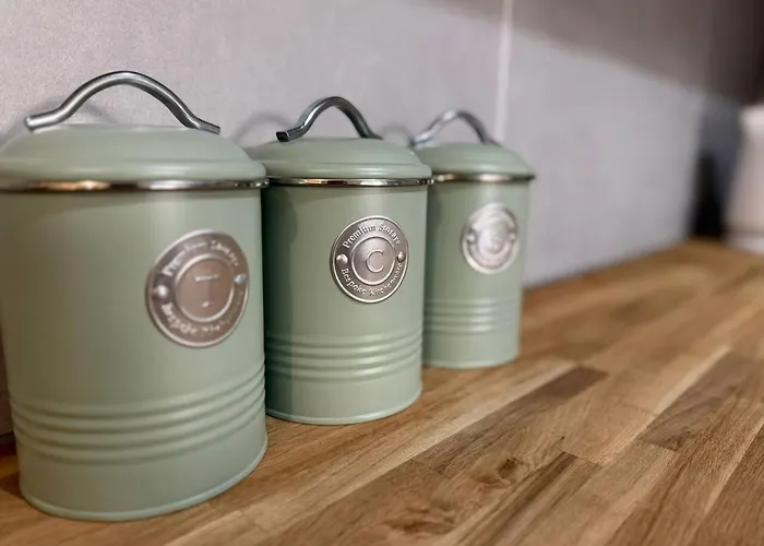 3 Bed House By Mustang Escapes